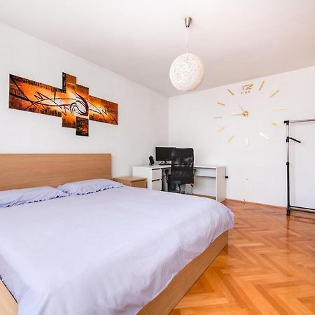 Apartment Niksa Pola Esterno foto