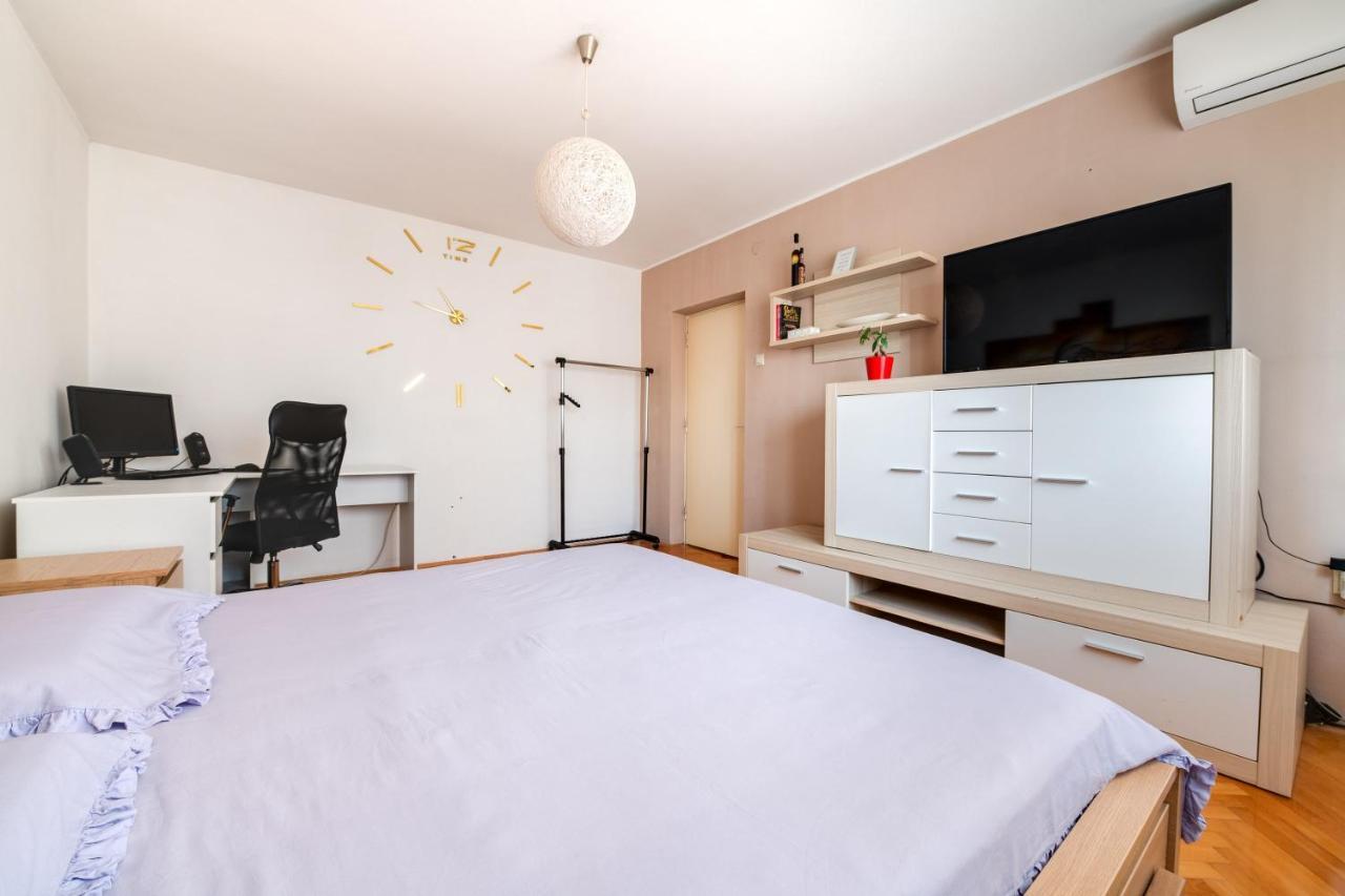 Apartment Niksa Pola Esterno foto